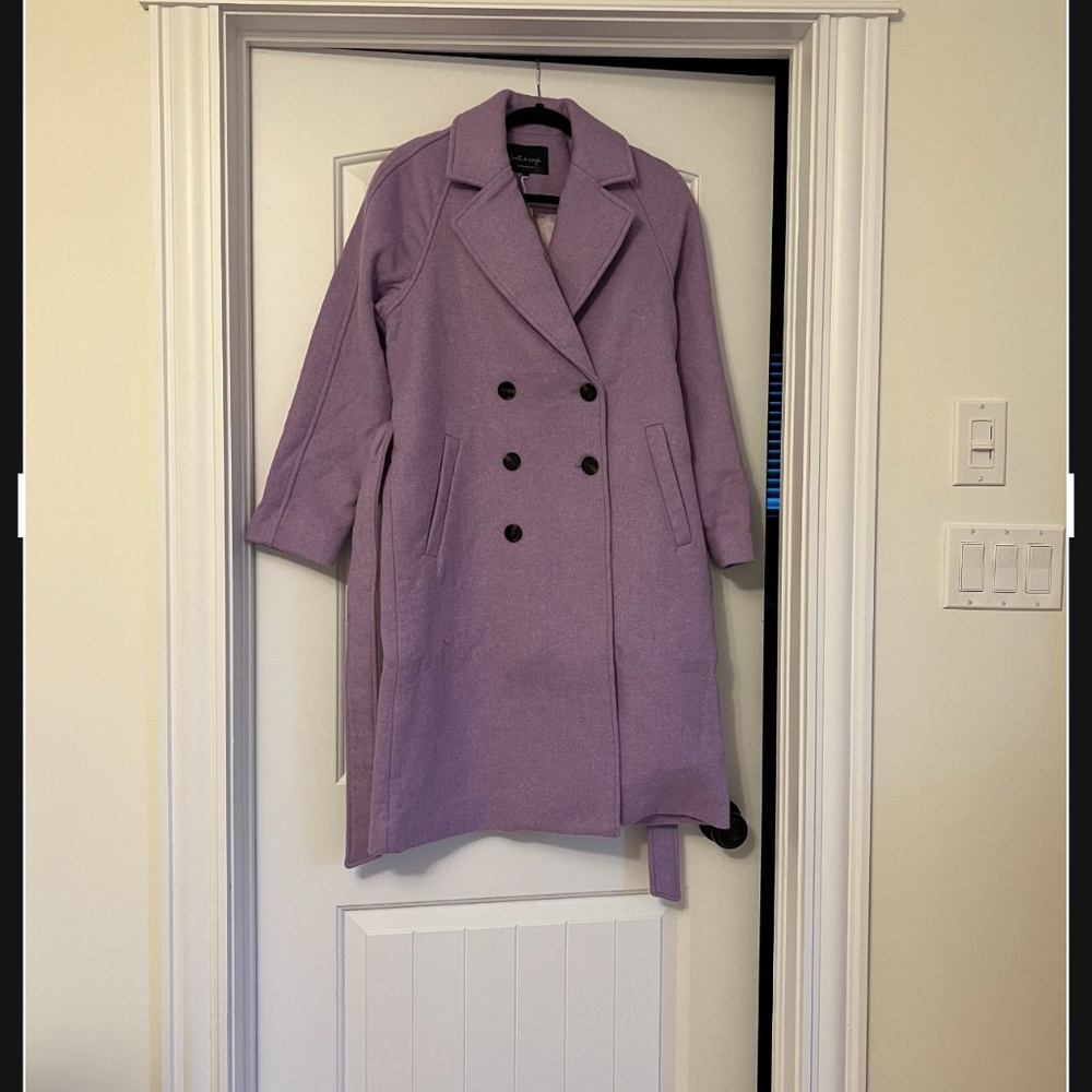 Tout a Coup woolen raglan belted